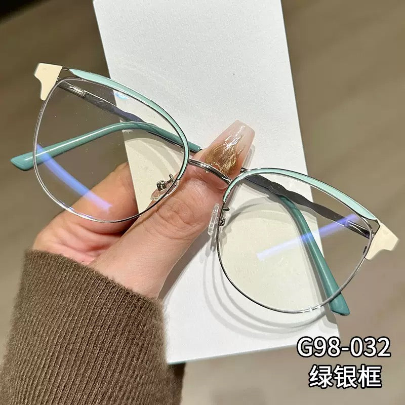 2025 Luxury Half-Rim Cat Eye Anti-Blue Light Glasses – Photochromic Auto-Tint (5 Colors)